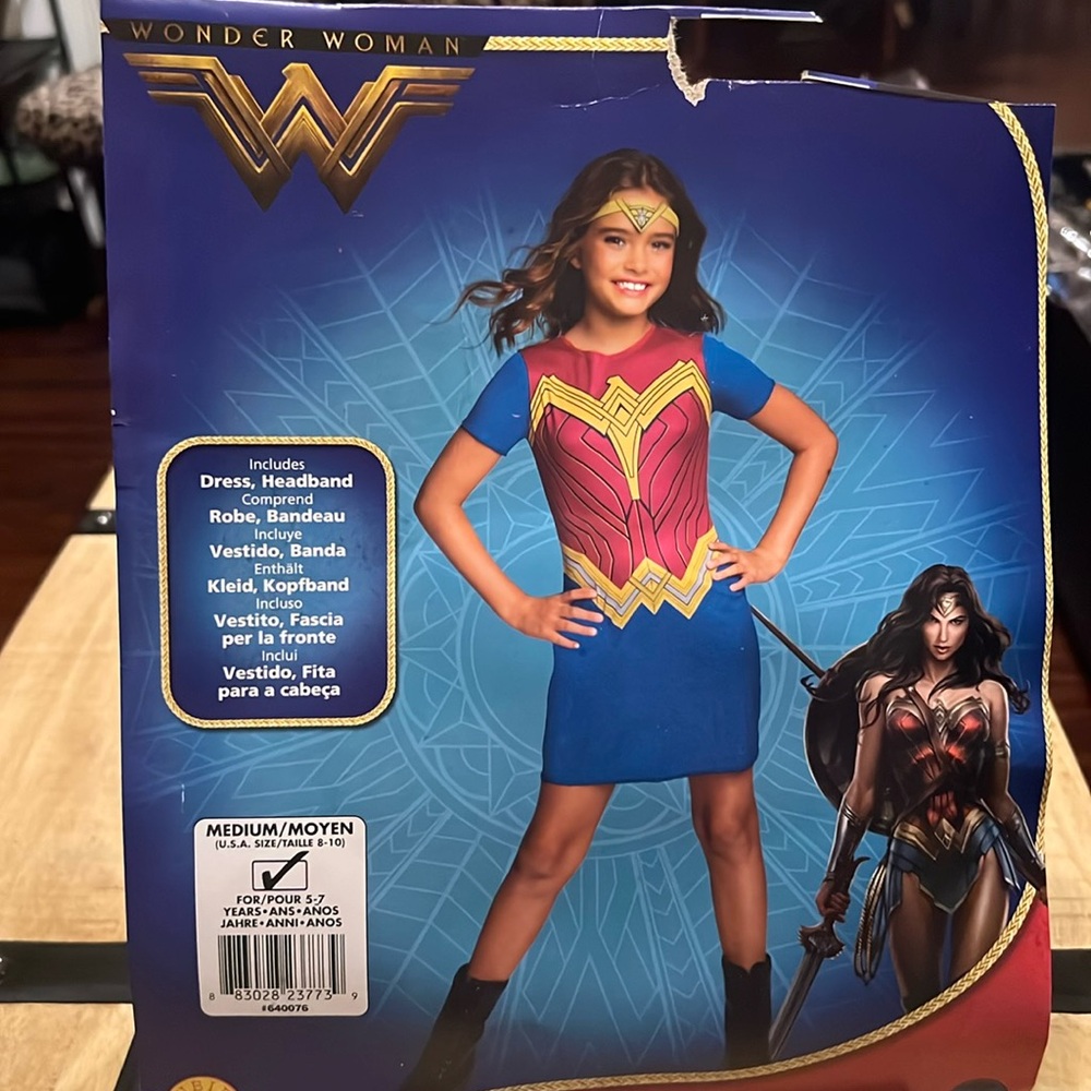DC Wonder Woman Medium 8-10 costume